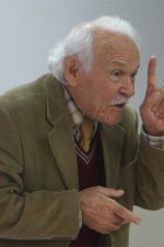 Muzaffer İzgü; Adana, Türkiye doğumlu Türk hikaye yazarı, yazar