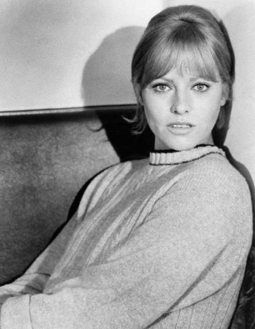 Nathalie Delon; Ucda, Fas doğumlu Francine Canovas olarak da bilinen Fransız manken, oyuncu