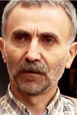 Necmettin Çobanoğlu; Teknecik, Refahiye, Erzincan, Türkiye doğumlu Türk oyuncu