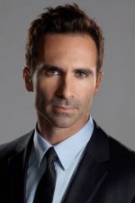 Nestor Carbonell; Néstor Gastón Carbonell olarak da bilinen Amerikalı oyuncu, yönetmen