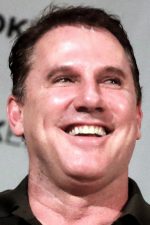 Nicholas Sparks; Omaha, Nebraska, ABD doğumlu Amerikalı yazar, yapımcı, idari yapımcı