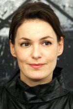 Nicolette Krebitz; Berlin, Almanya doğumlu Alman oyuncu, senarist, yönetmen