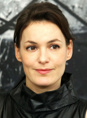 Nicolette Krebitz; Berlin, Almanya doğumlu Alman oyuncu, senarist, yönetmen