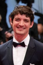 Niels Schneider; Paris, Fransa doğumlu Fransız oyuncu