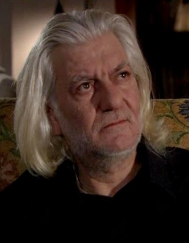 Nihat İleri; Samsun, Türkiye doğumlu Türk oyuncu