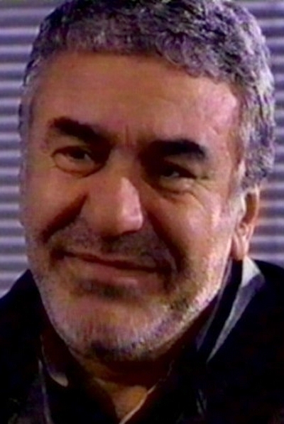 Nihat Nikerel; Çorum, Türkiye doğumlu Türk oyuncu, yazar