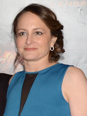 Nina Jacobson; Los Angeles, Kaliforniya, ABD doğumlu Amerikalı yapımcı, idari yapımcı