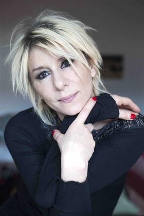 Nina Morato; Paris, Fransa doğumlu Fransız şarkıcı, oyuncu