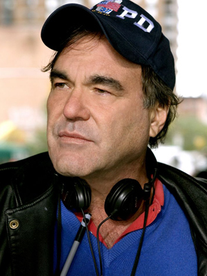 Oliver Stone; New York City, New York, ABD doğumlu William Oliver Stone olarak da bilinen Amerikalı yönetmen, senarist, yapımcı