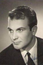 Orhan Günşiray; İstanbul, Türkiye doğumlu Türk oyuncu, yapımcı