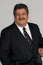 Osman Yağmurdereli; Trabzon, Türkiye doğumlu Osman Gazi Yağmurdereli olarak da bilinen Türk yapımcı, müzisyen, oyuncu