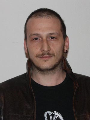 Osman Sonant; İstanbul, Türkiye doğumlu Türk oyuncu