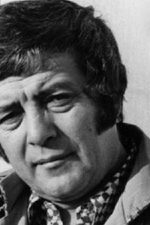 Metin Erksan; Türk yönetmen, senarist, kurgucu