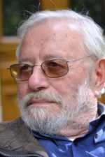 Özdemir İnce; Mersin, Türkiye doğumlu Türk oyuncu, yazar