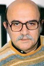 Öztürk Serengil; Artvin, Türkiye doğumlu Türk oyuncu