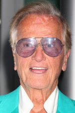 Pat Boone; Jacksonville, Florida, ABD doğumlu Charles-Eugène Boone olarak da bilinen Amerikalı komedyen oyuncu, seslendirme sanatçısı