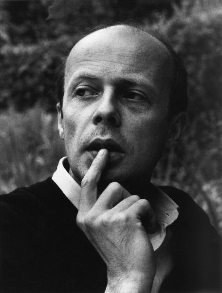 Patrick Süskind; Münsing, Reutlingen, Baden-Württemberg, Almanya doğumlu Alman yazar, senarist