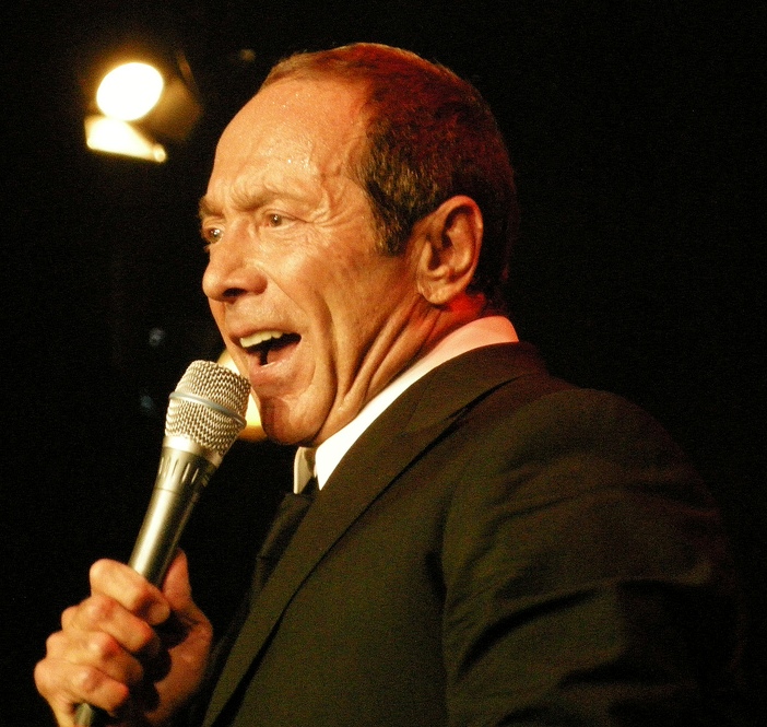 Paul Anka; Ottava,Ontario,Kanada doğumlu Kanadalışarkıcı, söz yazarıoyuncu