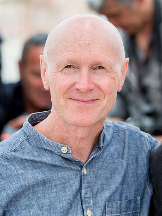 Paul Laverty; Kalküta,Bengal,Hindistan doğumlu İskoçavukatsenarist, oyuncu