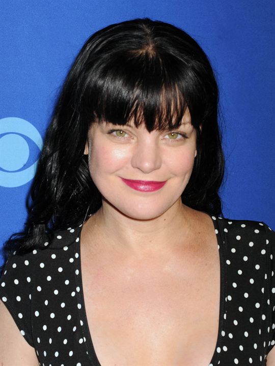 Pauley Perrette; New Orleans, Louisiana, ABD doğumlu Amerikalı şarkıcı oyuncu