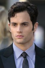 Penn Badgley; Baltimore, Maryland, ABD doğumlu Penn Dayton Badgley olarak da bilinen Amerikalı oyuncu
