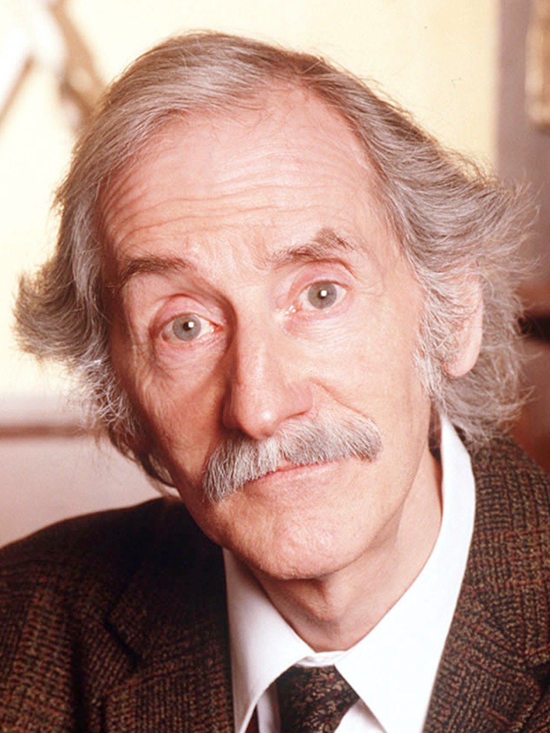 Peter Benson; Wallasey,Merseyside,İngiltere doğumlu İngiliz  oyuncu