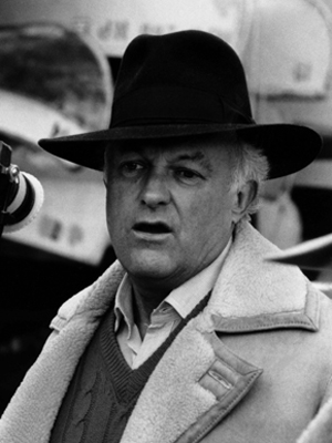 Peter Yates; Aldershot,Hampshire,İngiltere doğumlu İngiliz  yönetmen, yapımcı, 1. yönetmen yardımcısı