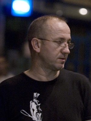 Philippe Claudel; Dombasle-sur-Meurthe, Meurthe-et-Moselle, Fransa doğumlu Fransız senarist, yönetmen, adaptasyon