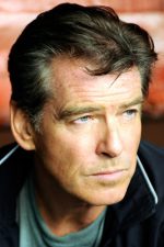 Pierce Brosnan; Drogheda,Louth,İrlanda doğumlu Pierce Brendan Brosnan olarak da bilinen İrlandalı oyuncu, yapımcı, idari yapımcı