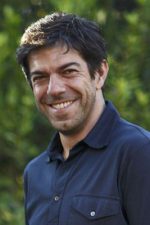 Pierfrancesco Favino; Roma, İtalya doğumlu İtalyan oyuncu, yapımcı