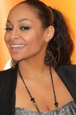 Raven-Symoné; Atlanta, Georgia, ABD doğumlu Raven-Symoné Christina Pearman olarak da bilinen Amerikalı r&b şarkıcısı, söz yazarı oyuncu, idari yapımcı