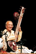 Ravi Shankar; Varanasi, Uttar Pradeş, Hindistan doğumlu Hintsitarist besteci