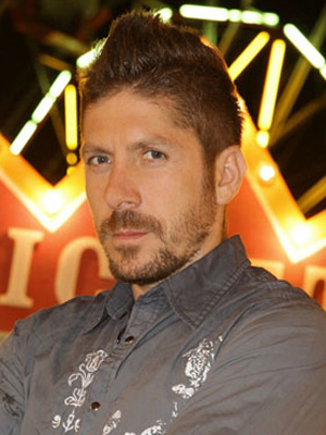Ray Park; Glasgow,İskoçya doğumlu İskoçdövüş sanatçısıoyuncu, dublör