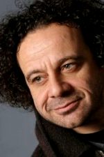 Reha Özcan; Bingöl, Türkiye doğumlu Türk oyuncu