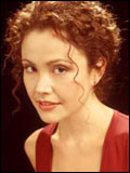 Reiko Aylesworth; Evanston, Illinois, ABD doğumlu Amerikalı oyuncu