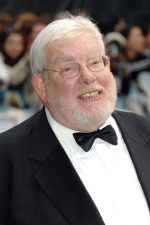 Richard Griffiths; Thornaby-on-Tees,Yorkshire,İngiltere doğumlu Richard Thomas Griffiths olarak da bilinen İngiliz  oyuncu, idari yapımcı