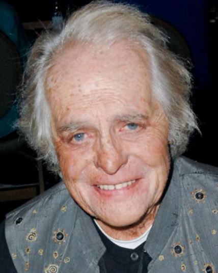 Richard Lynch; Brooklyn, New York City, New York, ABD doğumlu Amerikalı oyuncu