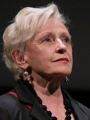 Roberta Maxwell; Toronto,Ontario,Kanada doğumlu Kanadalı oyuncu