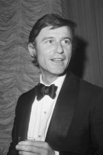 Roddy McDowall; Herne Hill,Londra,İngiltere doğumlu Roderick Andrew McDowall olarak da bilinen İngiliz  oyuncu