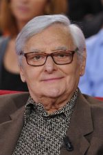 Roger Carel; Paris, Fransa doğumlu Roger Bancharel olarak da bilinen Fransız oyuncu, seslendirme sanatçısı