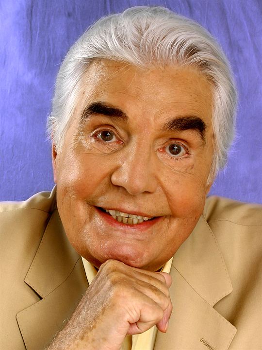 Roger Pierre; Paris, Fransa doğumlu Jean Le Gall olarak da bilinen Fransız komedyenoyuncu