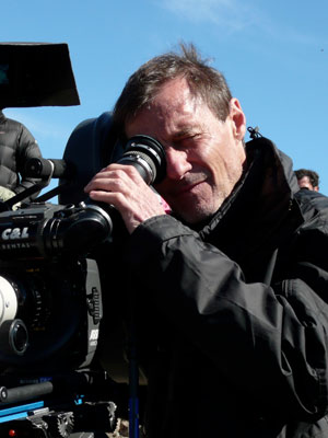 Roland Joffé; Londra,İngiltere doğumlu İngiliz  yönetmen, yapımcı, senarist