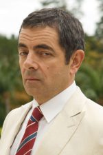 Rowan Atkinson; Consett,Durham,İngiltere doğumlu Rowan Sebastian Atkinson olarak da bilinen İngiliz  oyuncu, senarist, yaratıcı, yazar