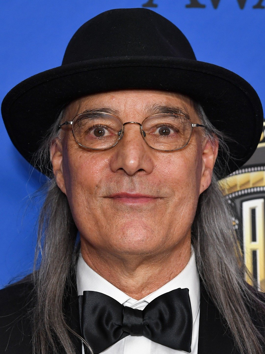 Russell Carpenter; Van Nuys, Los Angeles, Kaliforniya, ABD doğumlu Amerikalı görüntü yönetmeni, yapımcı