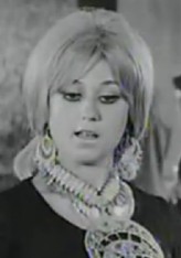 Safiye Yankı; Bergama, İzmir, Türkiye doğumlu Türk oyuncu