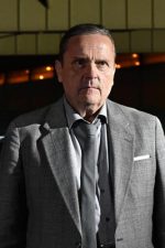 Sakari Kuosmanen; Helsinki,Finlandiya doğumlu Finşarkıcıoyuncu