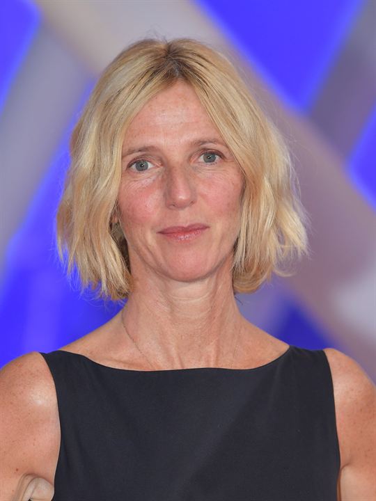 Sandrine Kiberlain; Sandrine Kiberlajn olarak da bilinen Fransız oyuncu, senarist, yönetmen