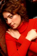 Sanem Çelik; İstanbul, Türkiye doğumlu Türk oyuncu