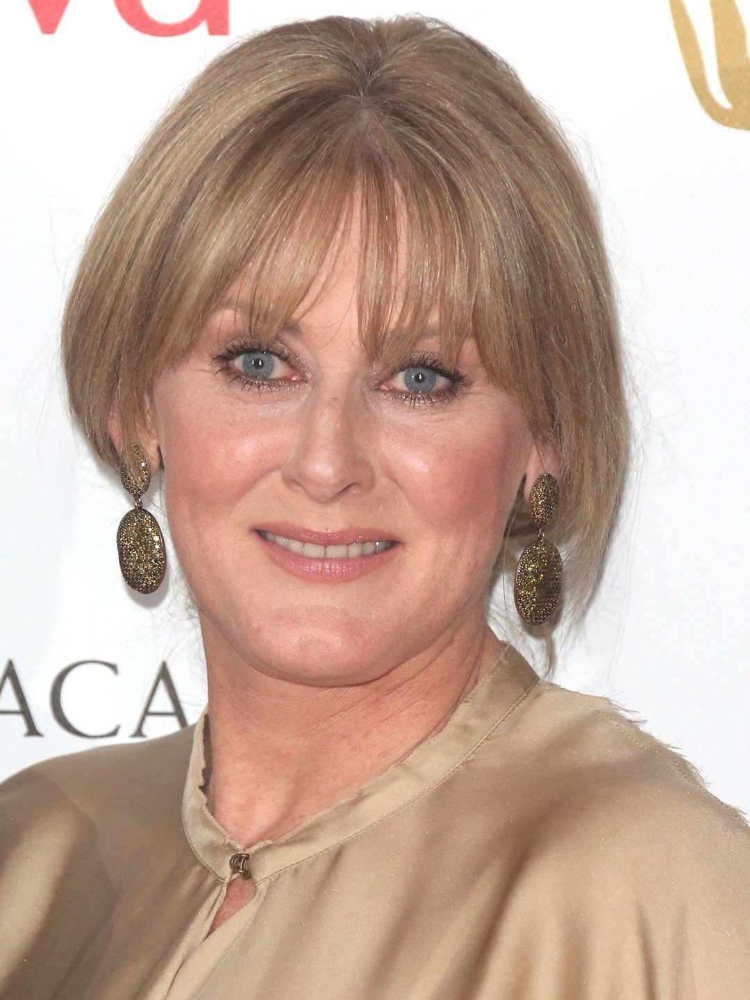 Sarah Lancashire; Oldham,Lancashire,İngiltere doğumlu İngiliz  oyuncu