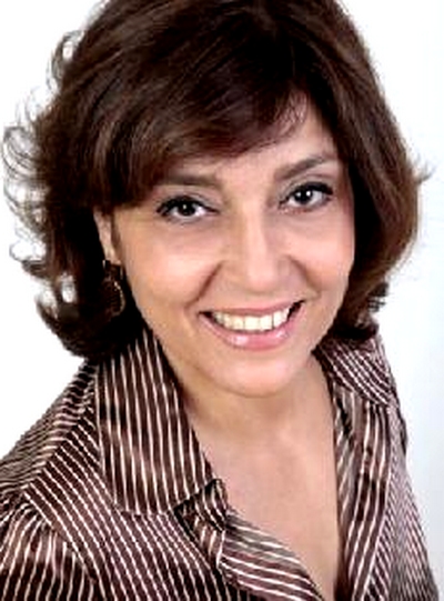 Seray Gözler; Adana, Türkiye doğumlu Türk oyuncu